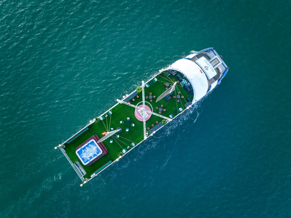 'Ha Long Bay Sea Lion Cruise
