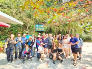 Let’s explore Ha Long Bay with Cozy Bay Cruise 1-day trip